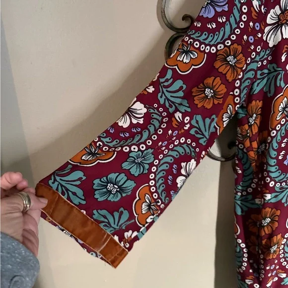 Jodifl Velvet Fringe Kimono - Picture 4 of 6